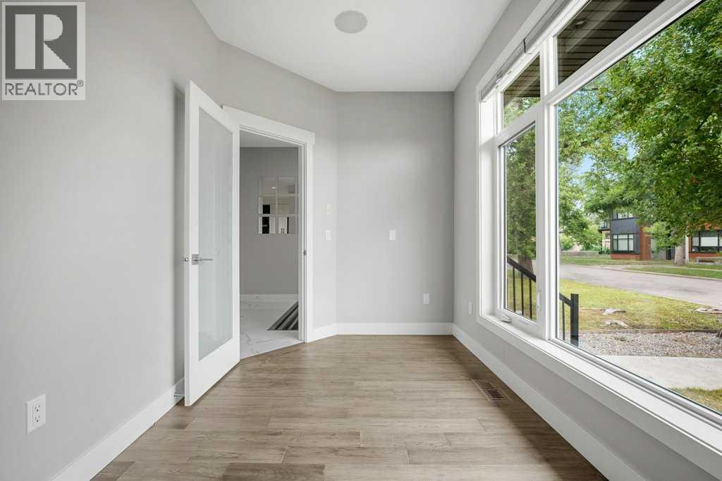 637 14 Avenue NE, Calgary, Alberta  T2E 1G1 - Photo 4 - A2336120
