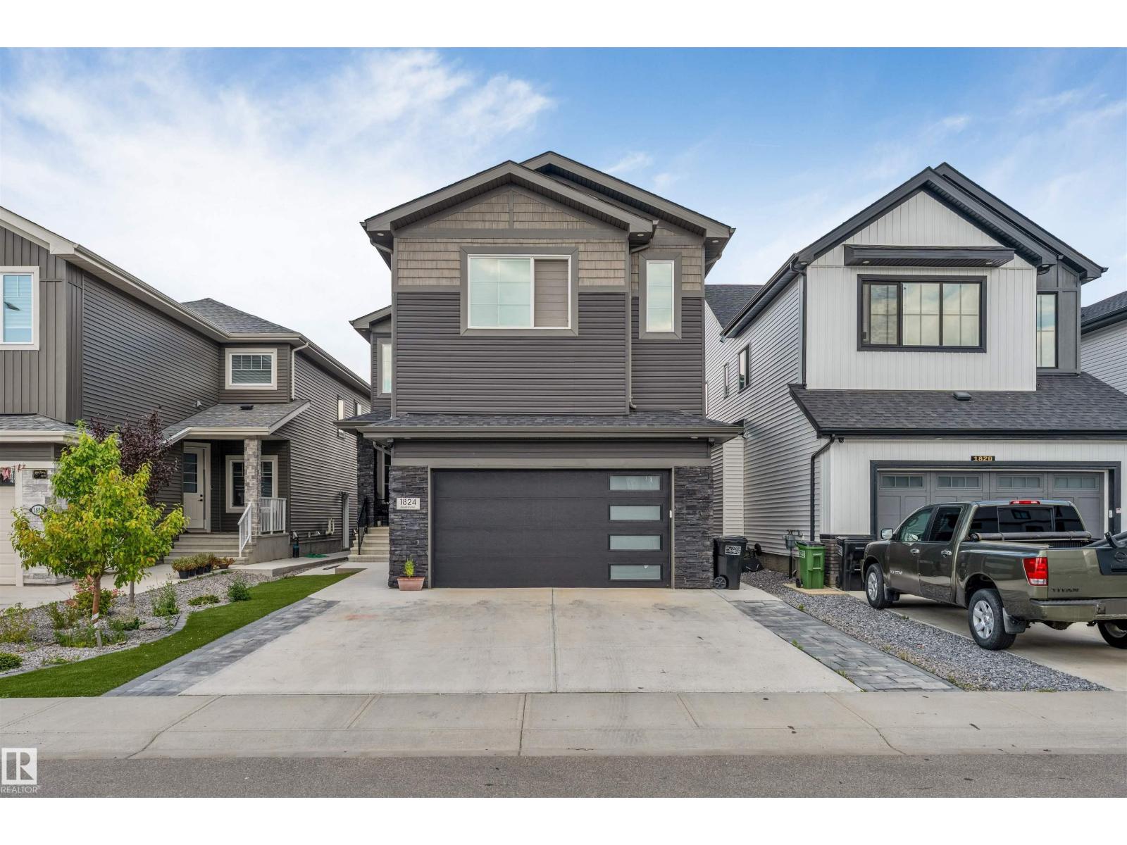 1824 18 AV NW, edmonton, Alberta