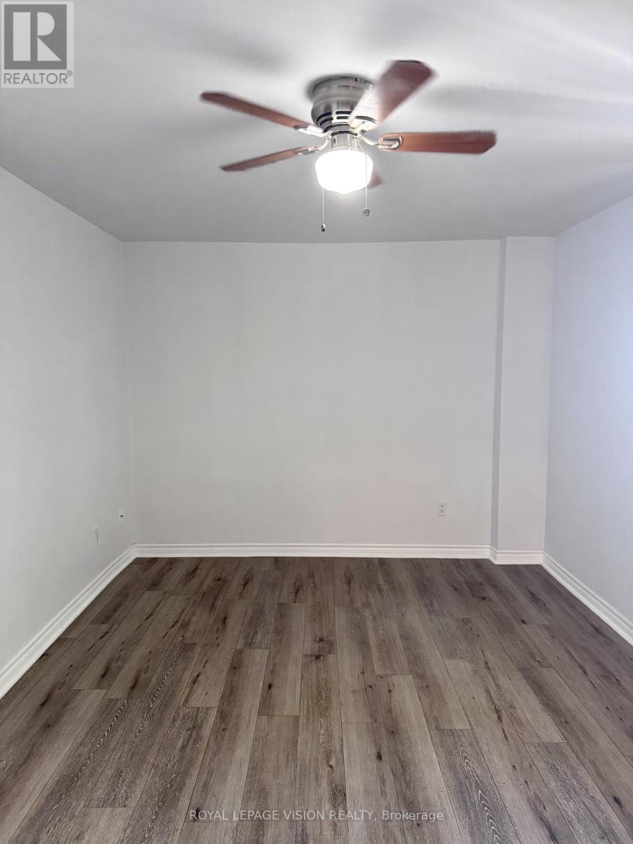 2801 - 5 Massey Square, Toronto, Ontario  M4C 5L6 - Photo 16 - E13683210