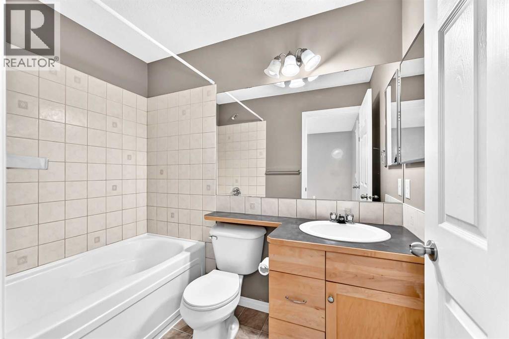 133 Prestwick Heights SE, Calgary, Alberta  T2Z 4H9 - Photo 25 - A2336504