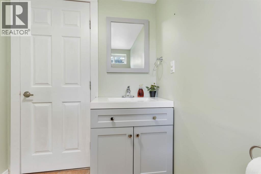 5215 52 Avenue, Eckville, Alberta  T0M 0X0 - Photo 38 - A2328186