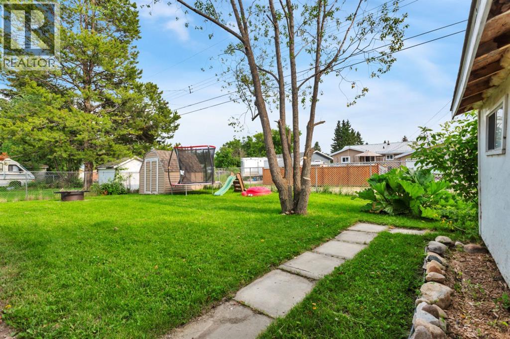 5215 52 Avenue, Eckville, Alberta  T0M 0X0 - Photo 48 - A2328186