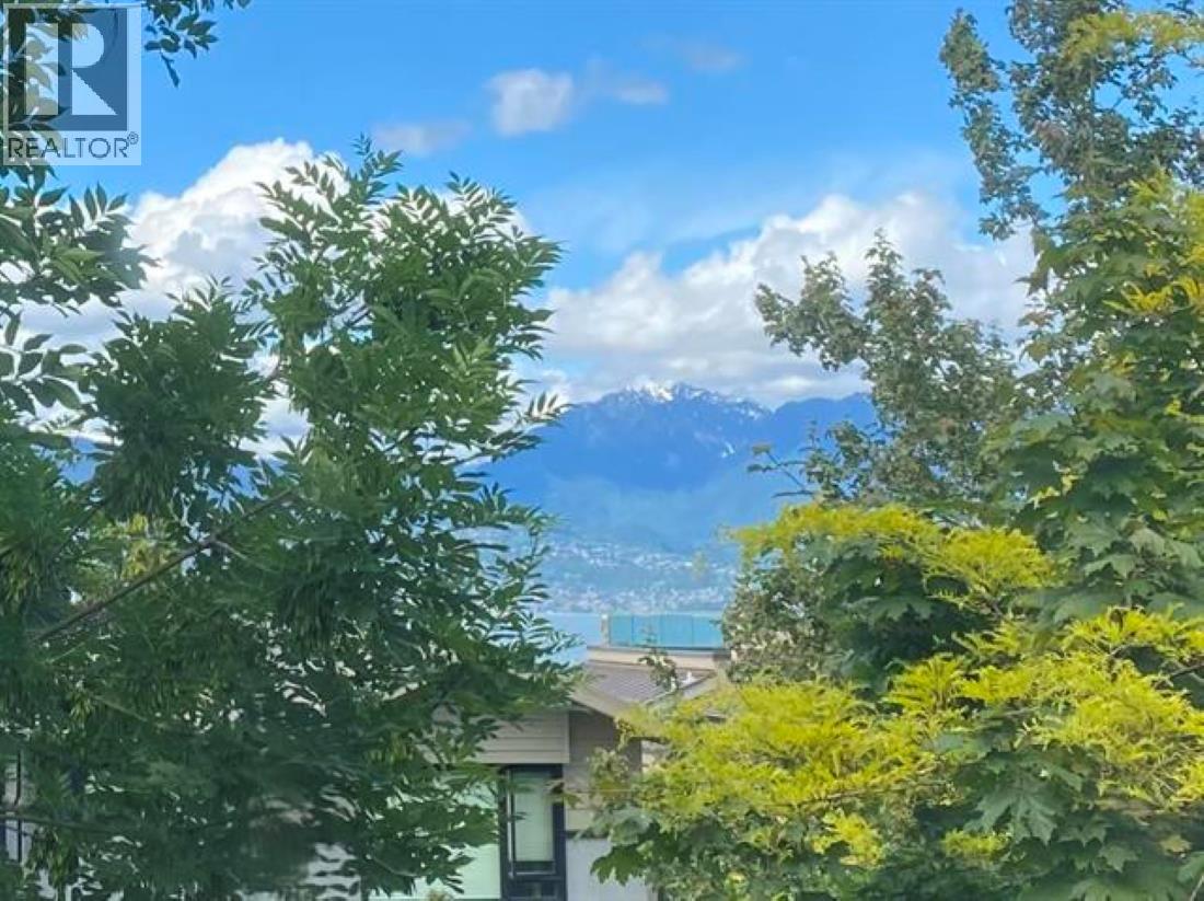 3874 W 13TH AVENUE, Vancouver, British Columbia