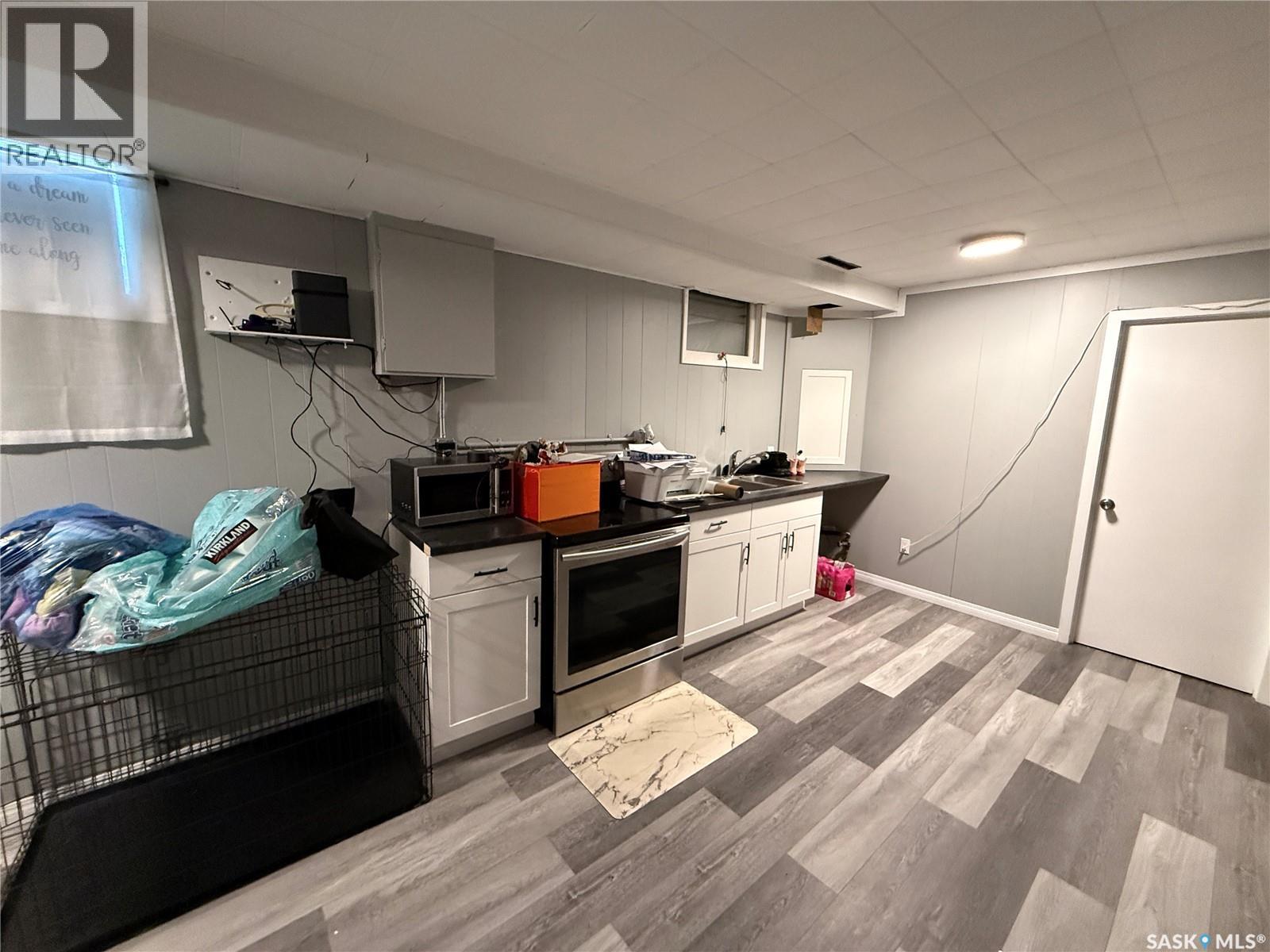 1141 Hartney Avenue, Weyburn, Saskatchewan  S4H 0L9 - Photo 19 - SK045845