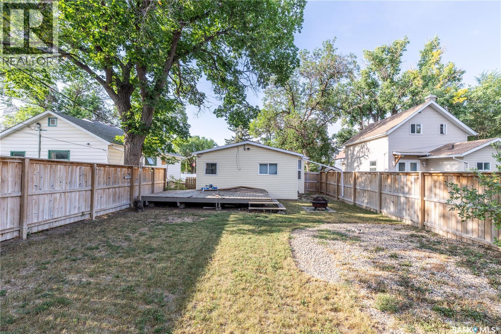 806 Stadacona Street W, Moose Jaw, Saskatchewan  S6H 2A6 - Photo 21 - SK045830