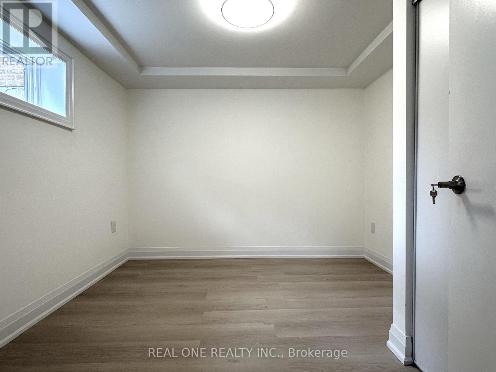 Lower - 57 James Gray Drive, Toronto, Ontario  M2H 1N8 - Photo 7 - C13669478
