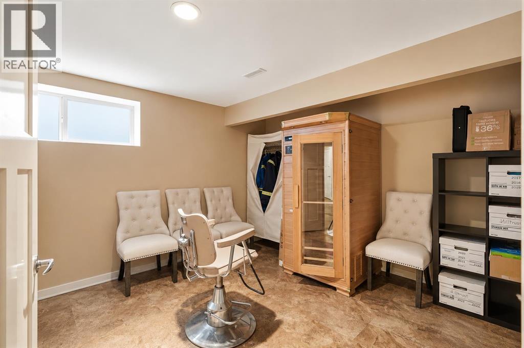 16 Sunset Terrace, Cochrane, Alberta  T4C 0G1 - Photo 30 - A2314785