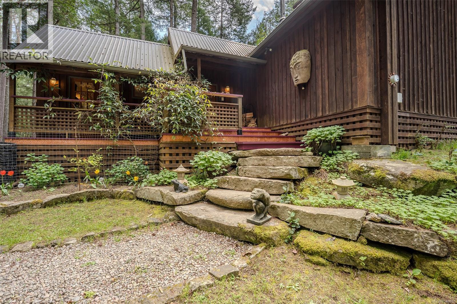 231 Halibut Hill Rd, Mudge Island, British Columbia  V0R 1X6 - Photo 2 - 1046812