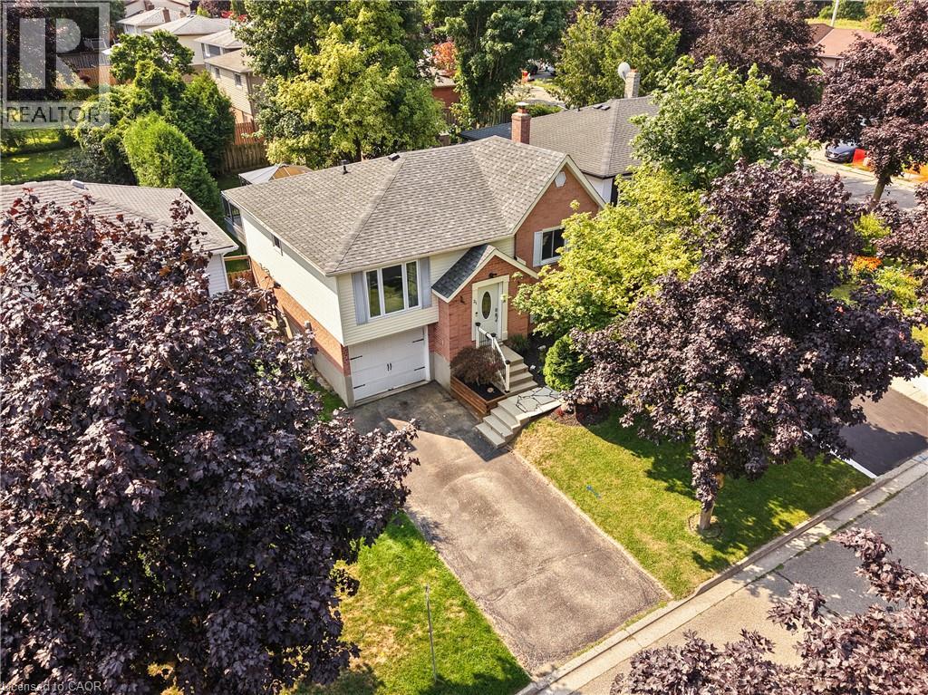21 Golden Meadow Crescent, Kitchener, Ontario  N2N 2L7 - Photo 4 - 40854503