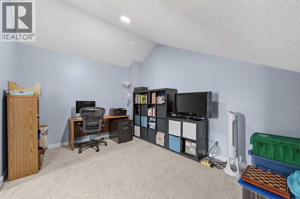 61 Somervale Point Sw, Calgary, Alberta  T2Y 3K4 - Photo 21 - A2332638