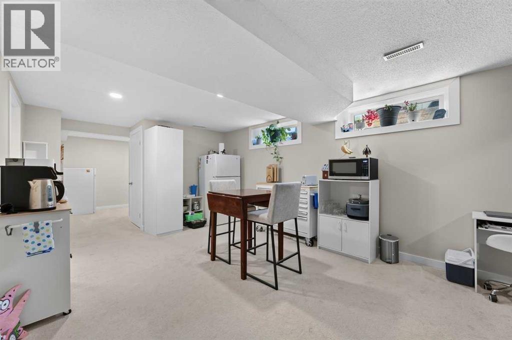 61 Somervale Point Sw, Calgary, Alberta  T2Y 3K4 - Photo 23 - A2332638