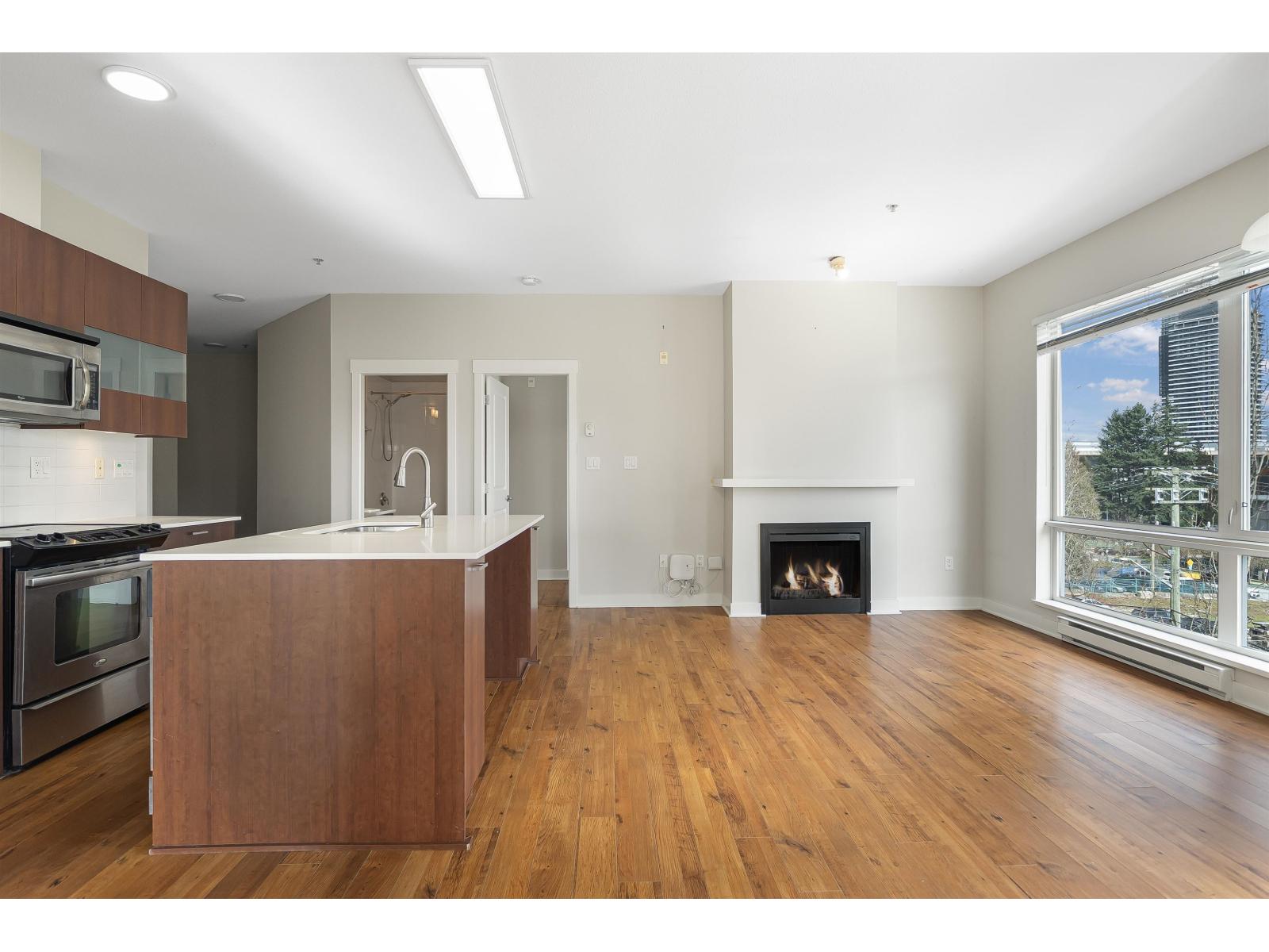 404 13339 102a Avenue, Surrey, British Columbia  V3T 0C5 - Photo 4 - R3156655