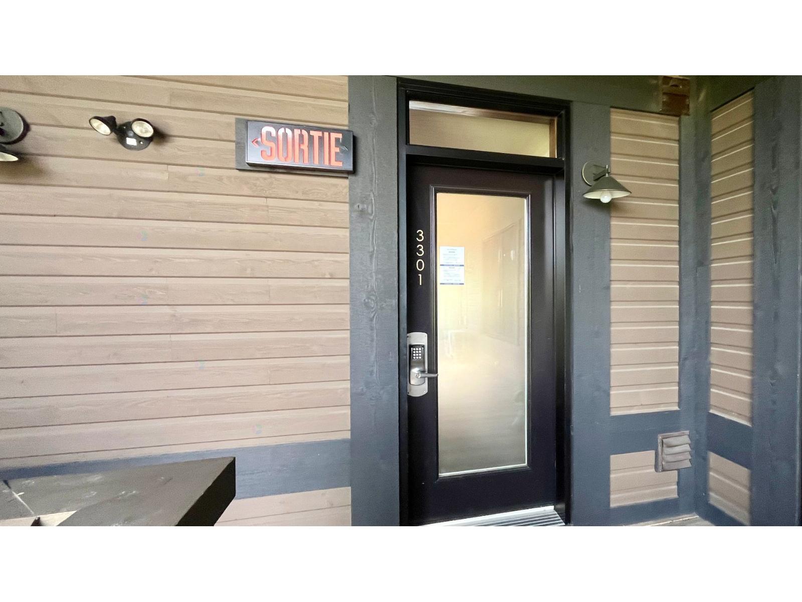 2240 Ch. du Lac-Supérieur|#3301 Lac-Supérieur Quebec Canada J0T1P0 5