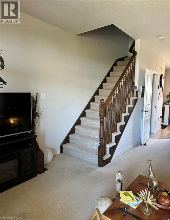 8 Hemlock Way Unit# 6, Grimsby, Ontario  L3M 0B5 - Photo 4 - 40844290
