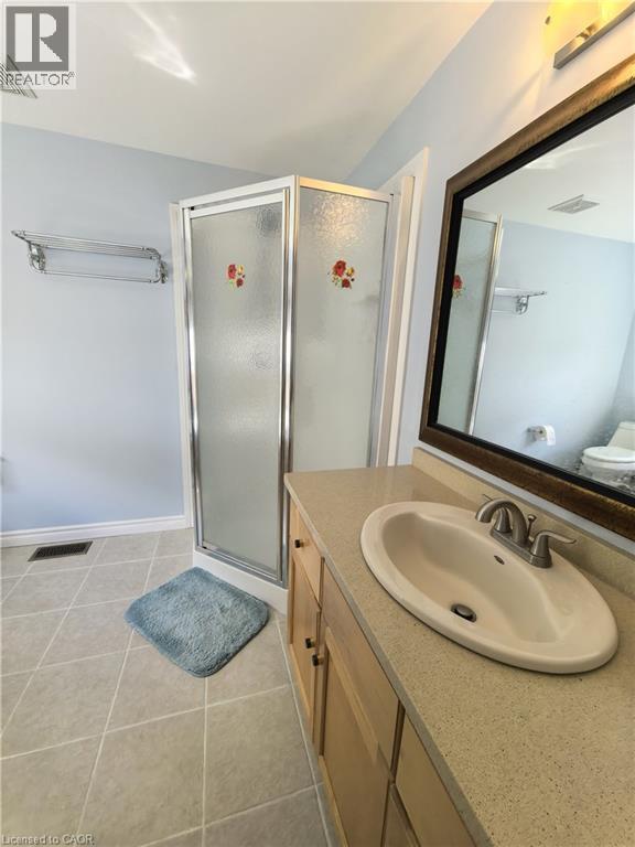 728 Munich Circle, Waterloo, Ontario  N2V 2N6 - Photo 11 - 40856499