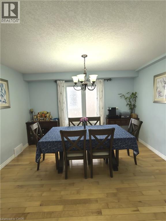 728 Munich Circle, Waterloo, Ontario  N2V 2N6 - Photo 8 - 40856499