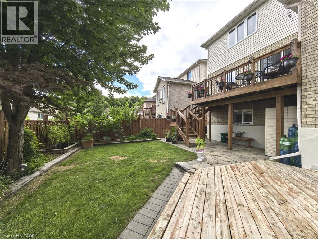 728 Munich Circle, Waterloo, Ontario  N2V 2N6 - Photo 28 - 40856499