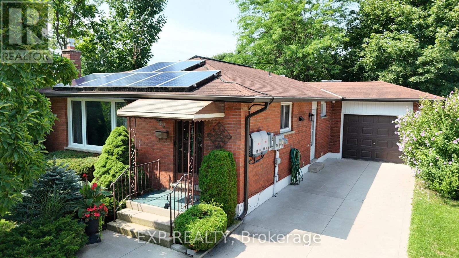 82 LACEY CRESCENT, London South, Ontario