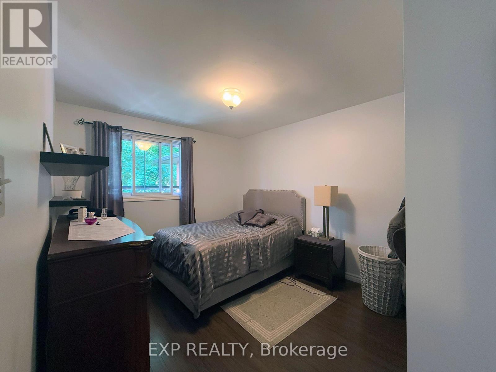 82 Lacey Crescent, London South, Ontario  N6E 2E7 - Photo 16 - X13685672