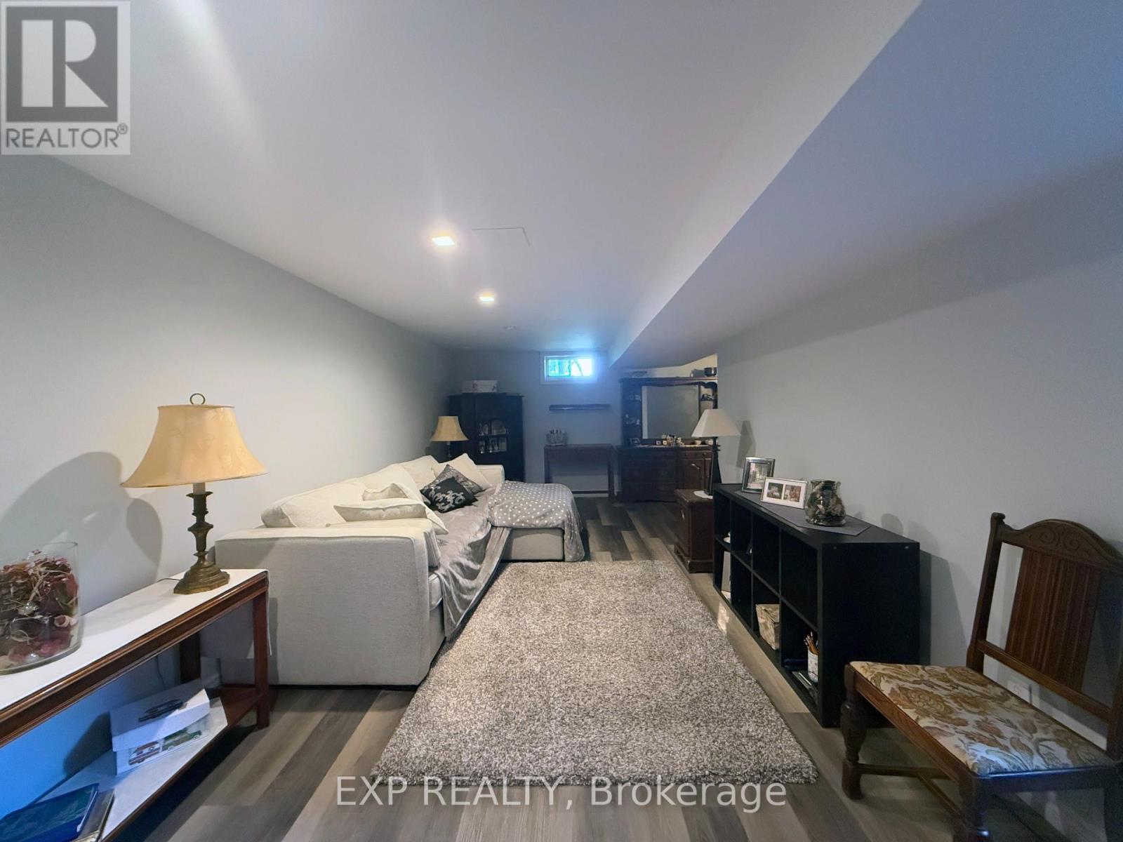 82 Lacey Crescent, London South, Ontario  N6E 2E7 - Photo 19 - X13685672
