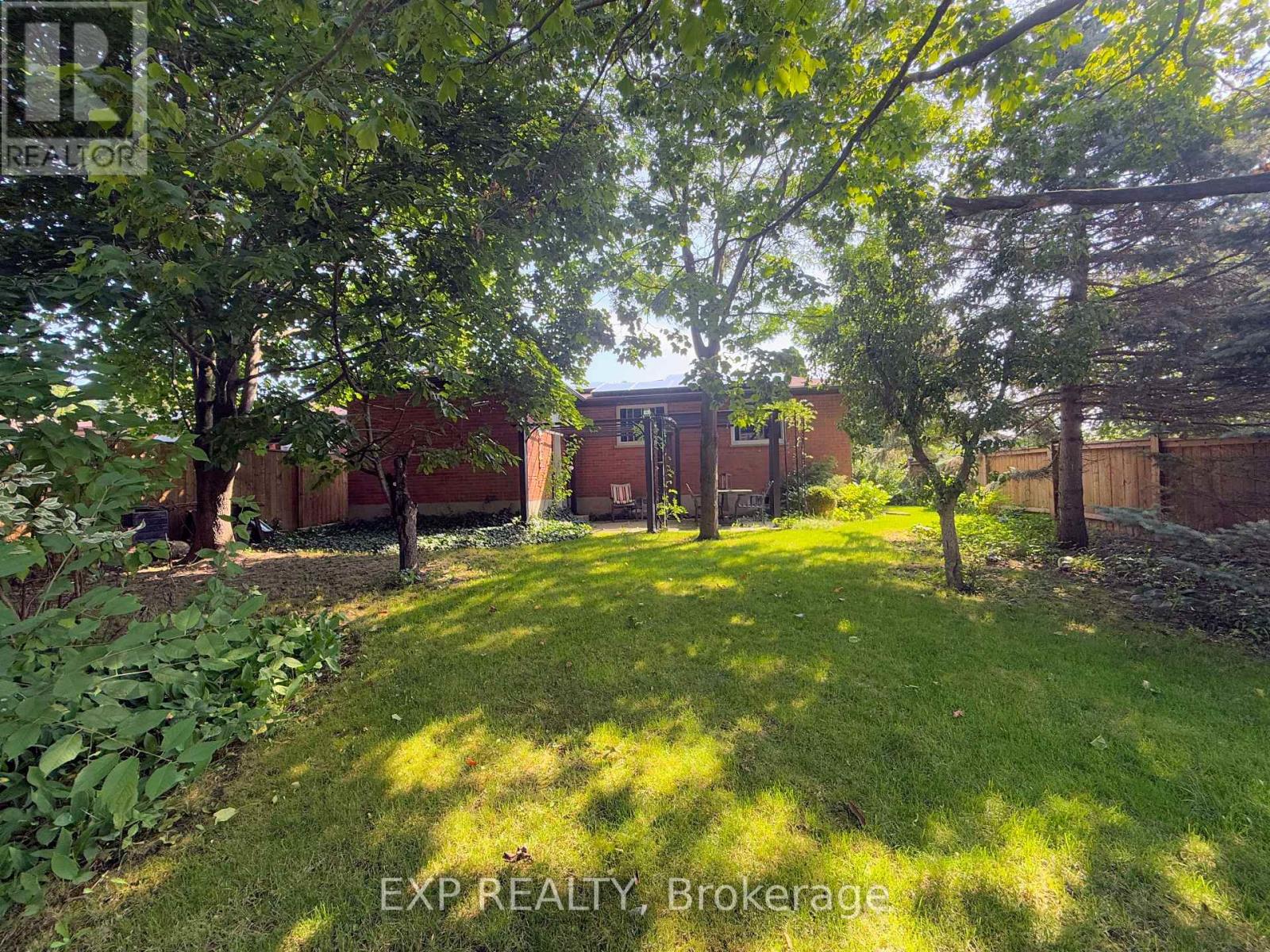 82 Lacey Crescent, London South, Ontario  N6E 2E7 - Photo 23 - X13685672