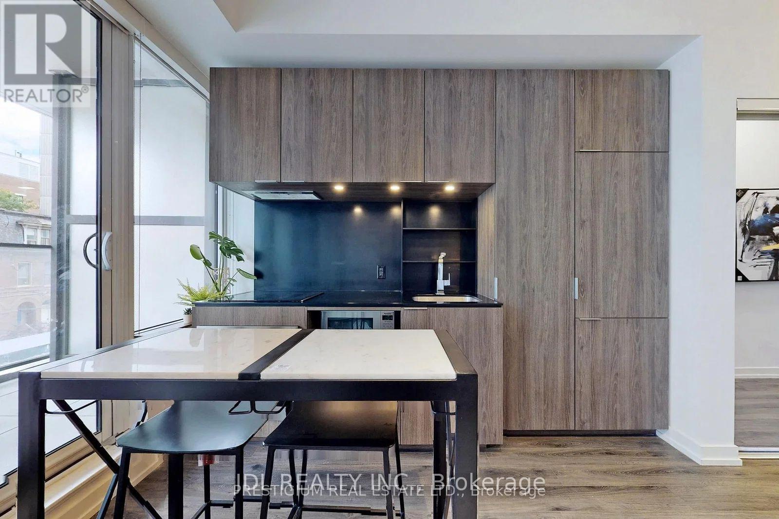 207 - 77 SHUTER STREET, Toronto, Ontario