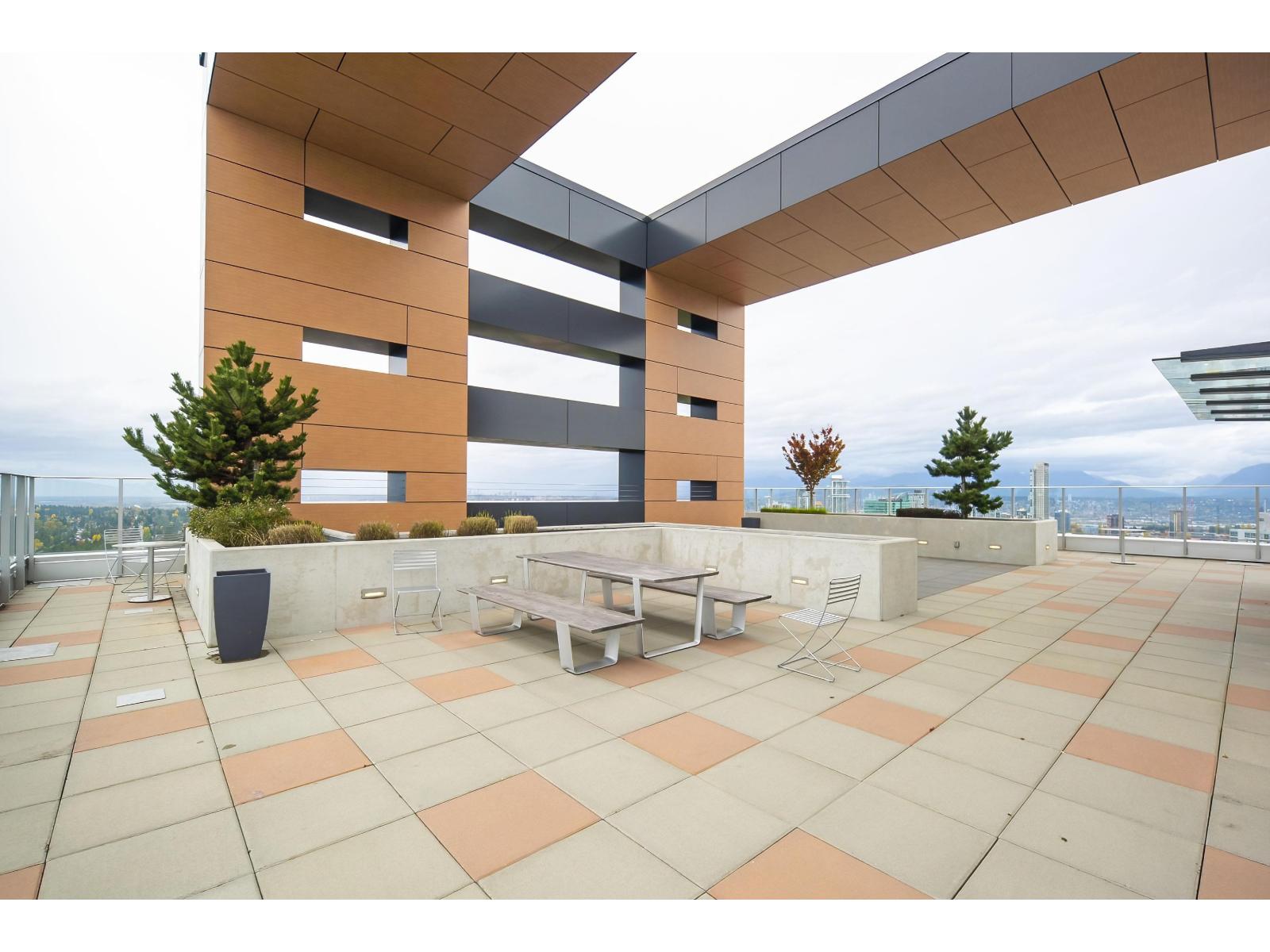 1704 13615 Fraser Highway, Surrey, British Columbia  V3T 0P7 - Photo 10 - R3156583