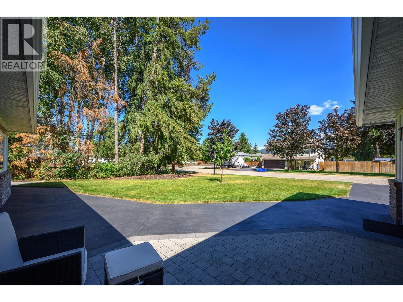 1941 18 Street SE, Salmon Arm, British Columbia  V1E 1L4 - Photo 46 - 10397919