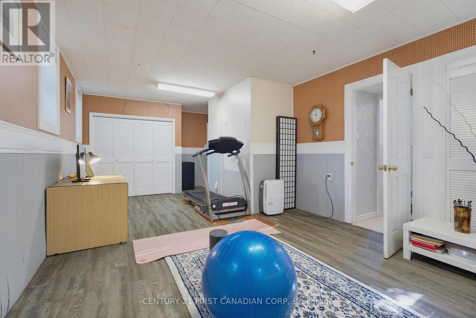501 Commissioners Road E, London South, Ontario  N6C 2T9 - Photo 32 - X13685708