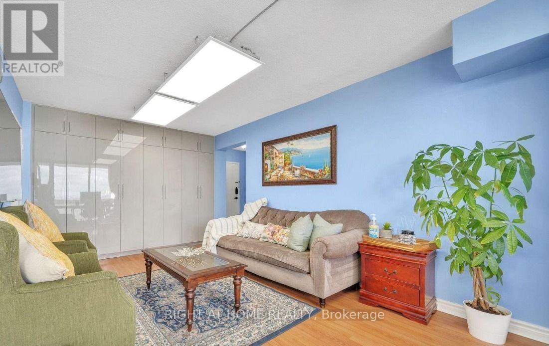 1415 - 260 Seneca Hill Drive, Toronto, Ontario  M2J 4S6 - Photo 18 - C13685702