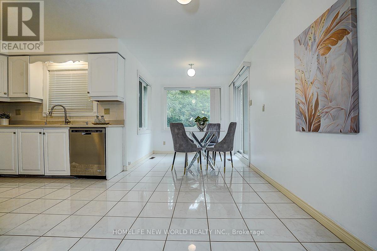 51 Leighland Drive, Markham, Ontario  L3R 7R8 - Photo 17 - N13685704