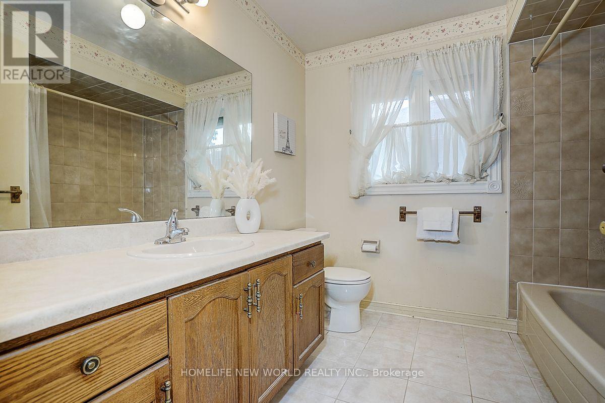51 Leighland Drive, Markham, Ontario  L3R 7R8 - Photo 38 - N13685704