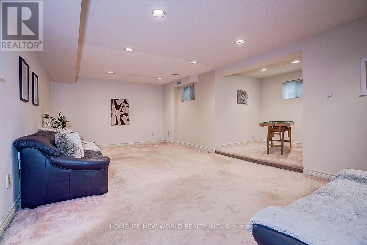 51 Leighland Drive, Markham, Ontario  L3R 7R8 - Photo 40 - N13685704