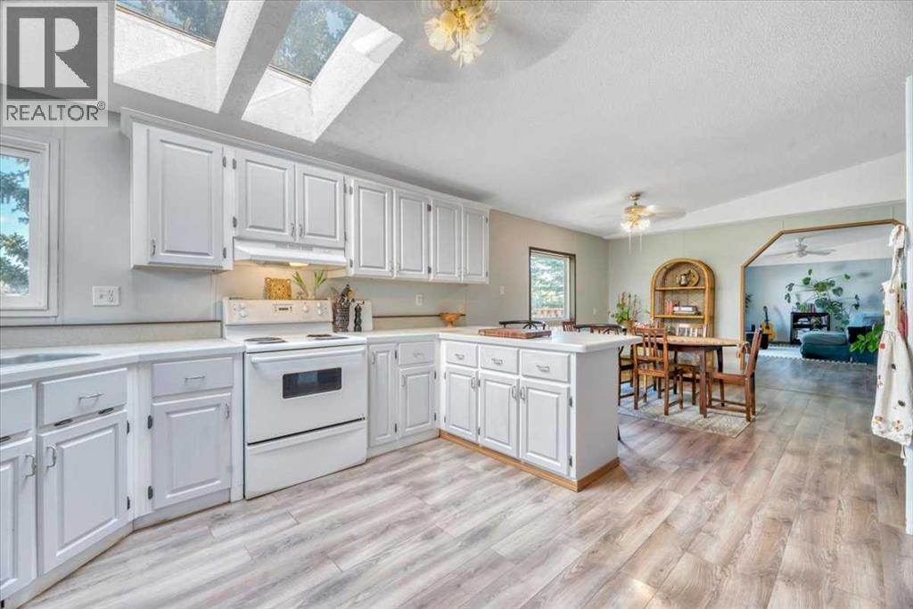 333 Nelson Road, Carseland, Alberta  T0J 0M0 - Photo 12 - A2308228