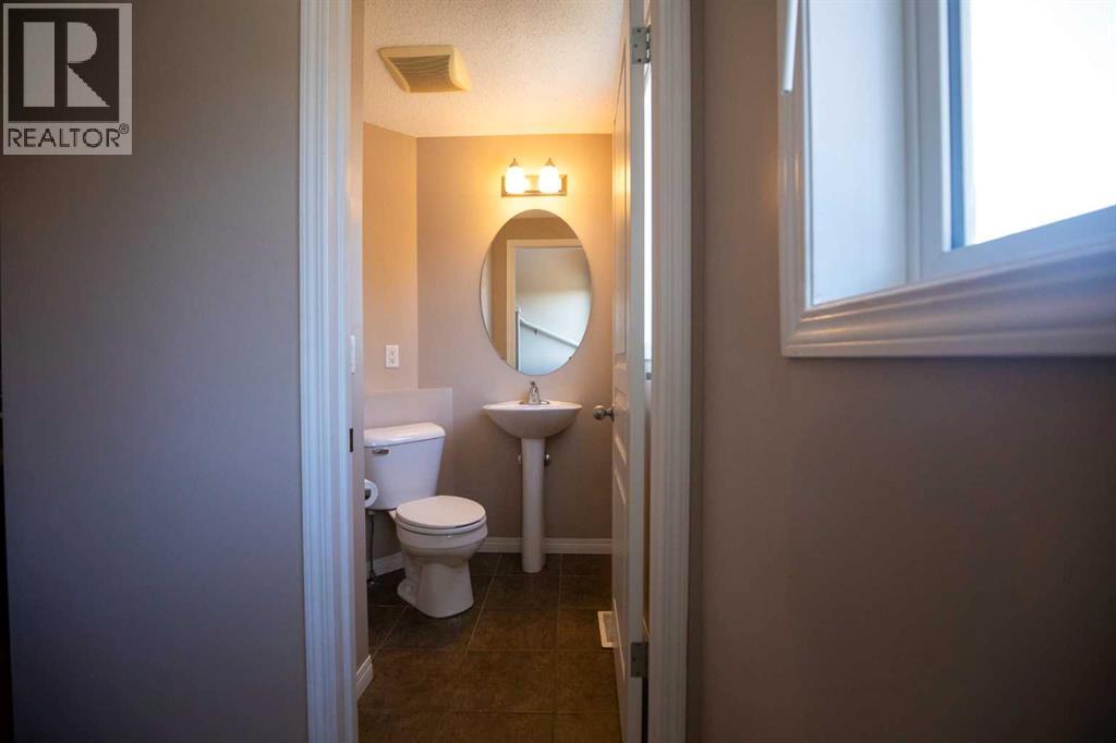 49 Auburn Bay Common SE, Calgary, Alberta  T3M 0M6 - Photo 13 - A2335122