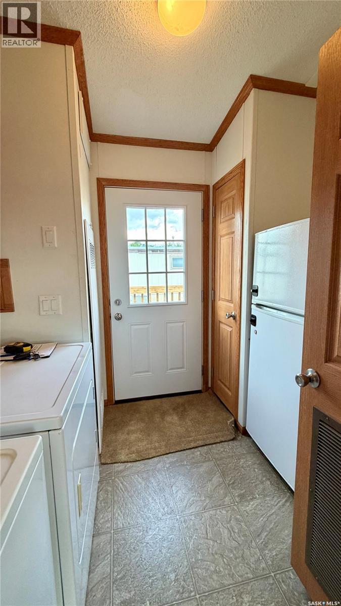 431 Park Avenue, Outlook, Saskatchewan  S0L 2N0 - Photo 11 - SK045894