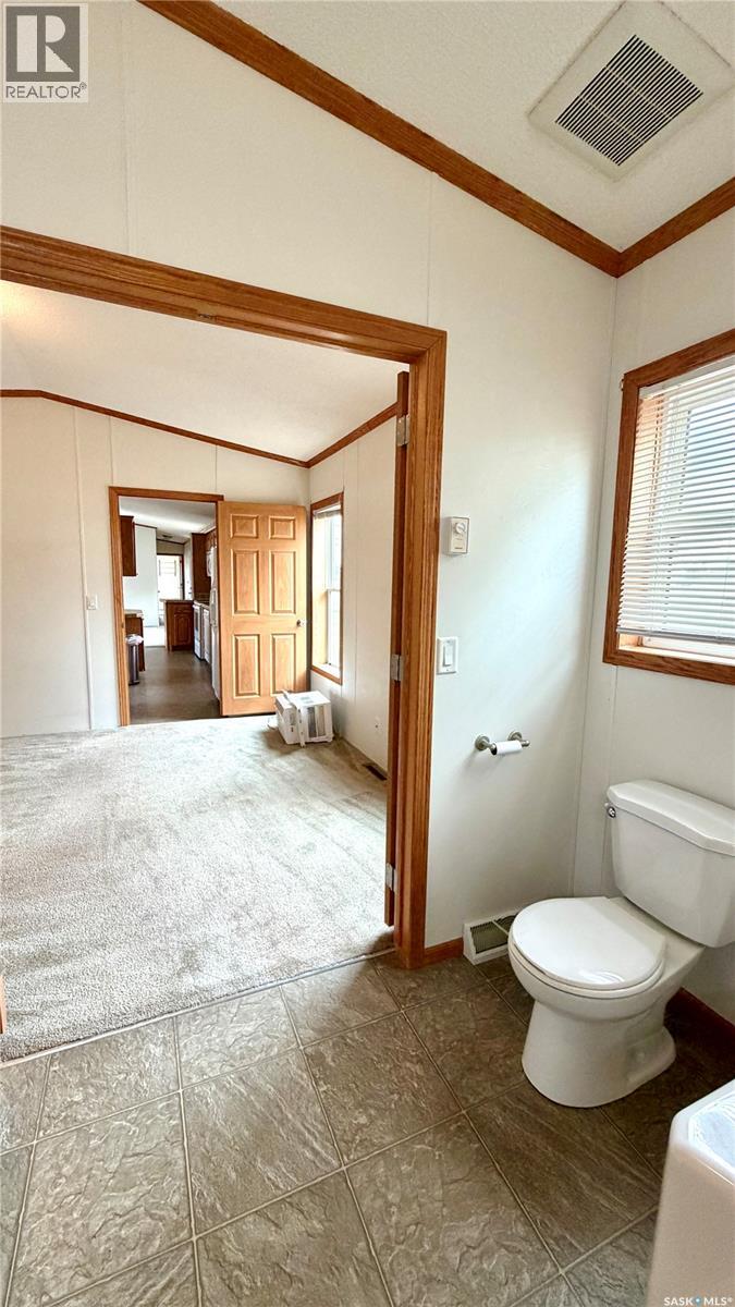 431 Park Avenue, Outlook, Saskatchewan  S0L 2N0 - Photo 38 - SK045894
