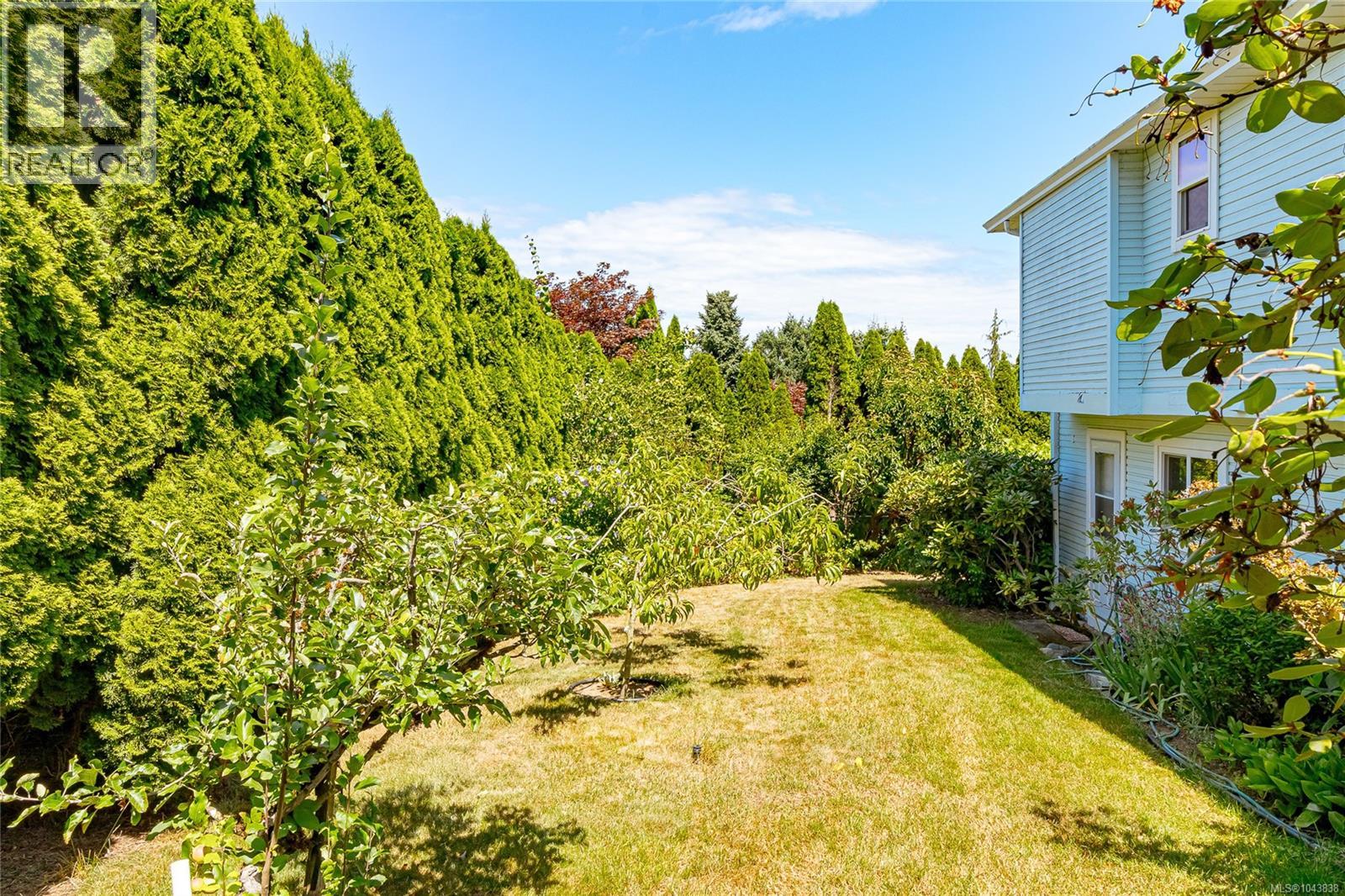 7453 Veyaness Rd, Central Saanich, British Columbia  V8M 1V9 - Photo 45 - 1043838