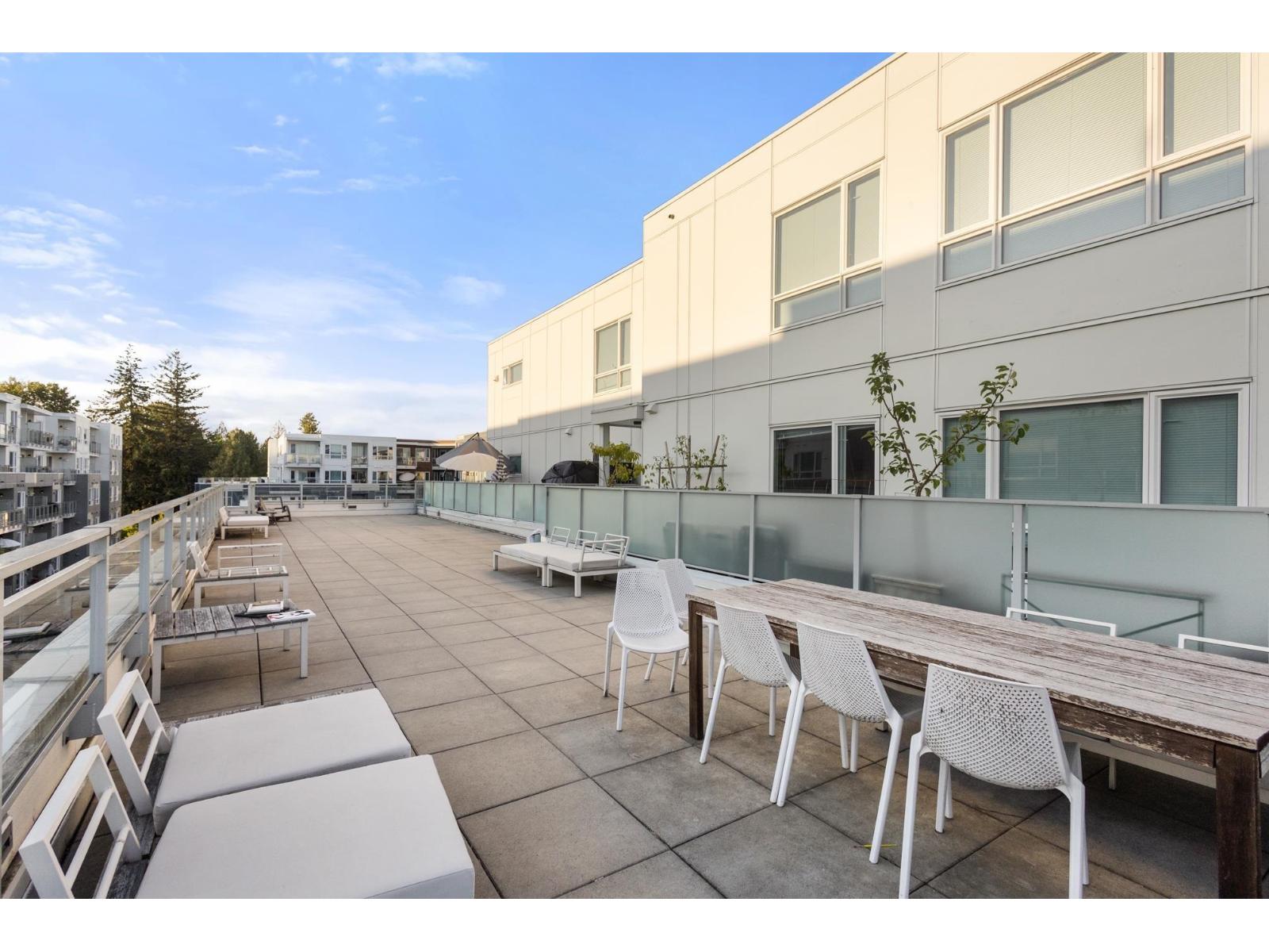 419 10581 140 Street, Surrey, British Columbia V3T 0M7 - Photo 2 - R3155965