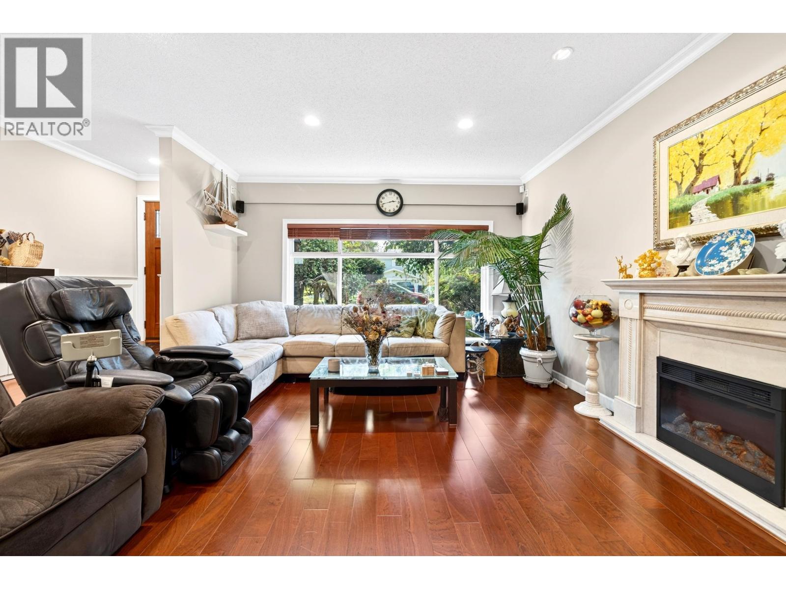 3152 Lancaster Place, Port Coquitlam, British Columbia  V3C 3J7 - Photo 4 - R3148213