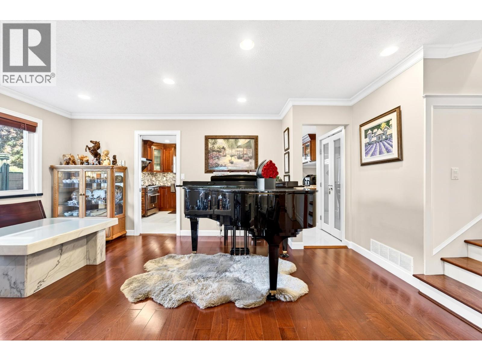 3152 Lancaster Place, Port Coquitlam, British Columbia  V3C 3J7 - Photo 8 - R3148213