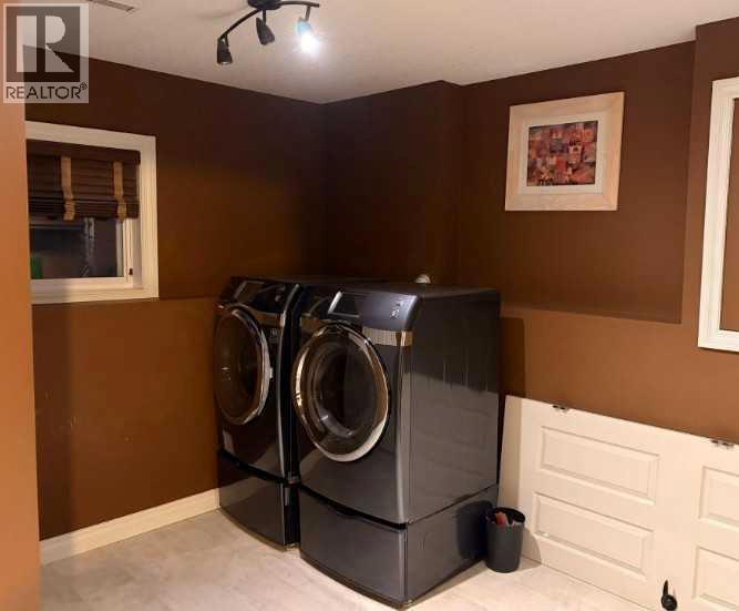 122 12 Avenue NE, Sundre, Alberta  T0M 1X0 - Photo 32 - A2335950