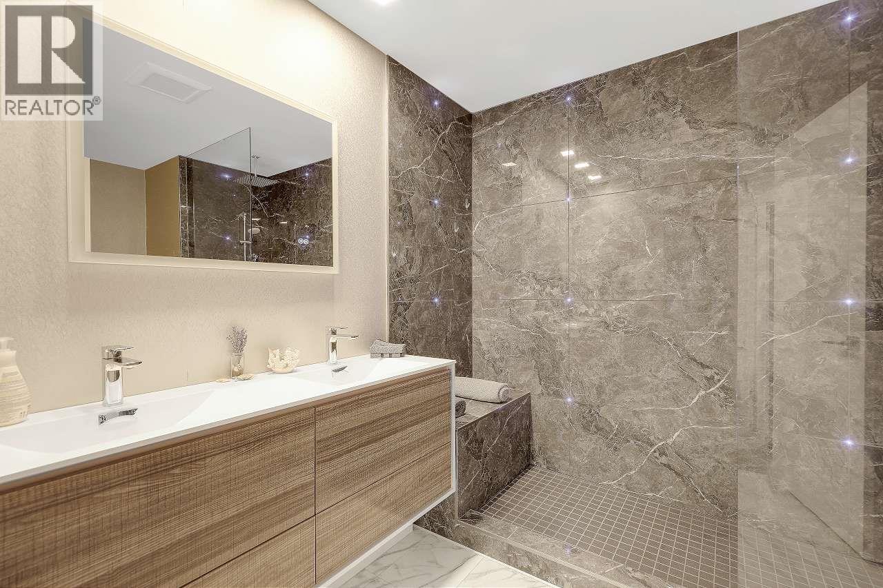 7811 Redrooffs Road, Halfmoon Bay, British Columbia  V0N 1Y1 - Photo 18 - R3123827