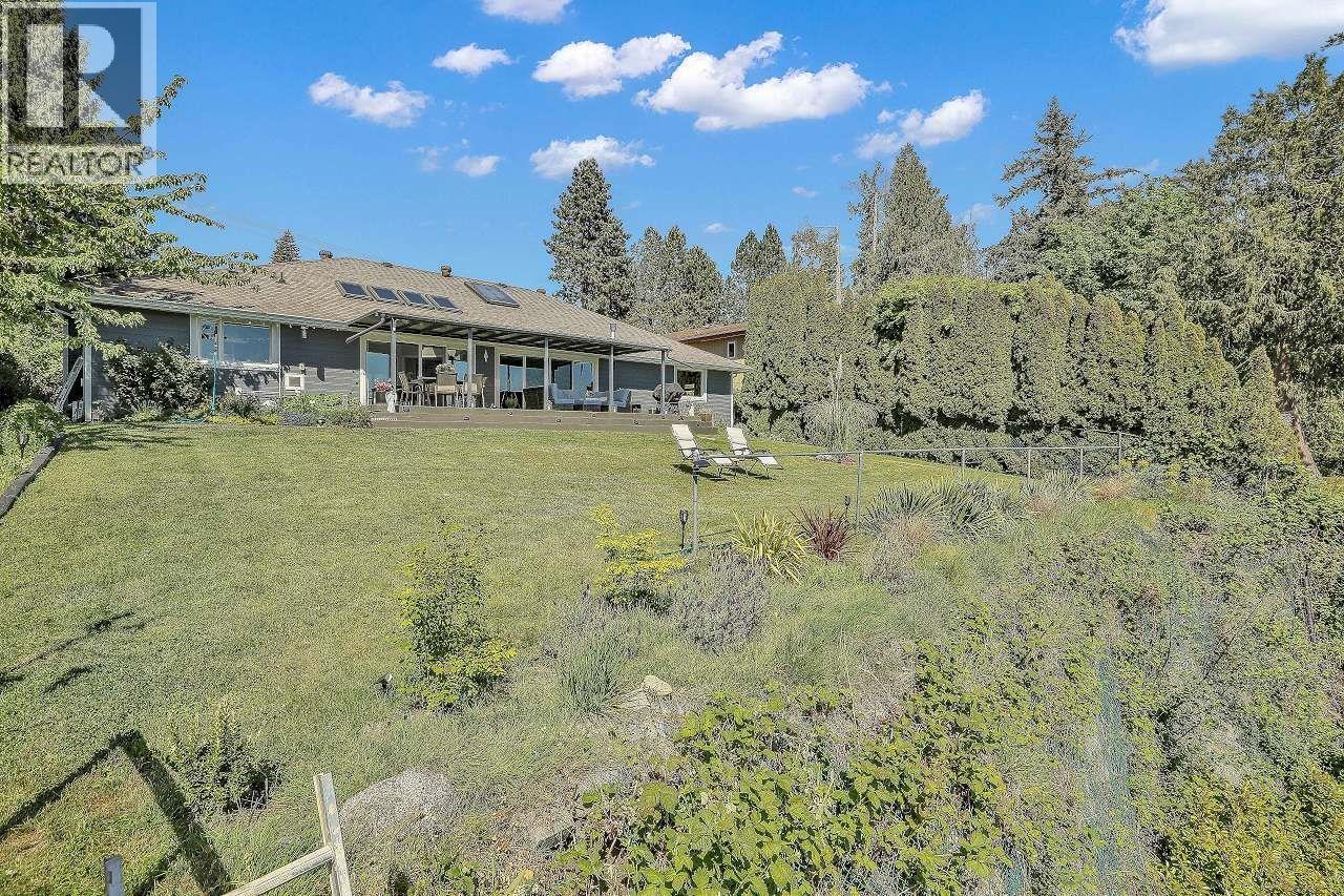 7811 Redrooffs Road, Halfmoon Bay, British Columbia  V0N 1Y1 - Photo 31 - R3123827