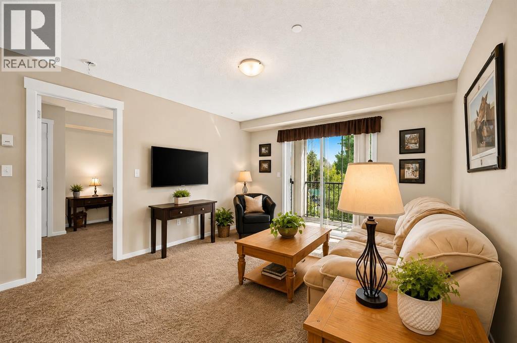 5210, 279 Copperpond Common SE, Calgary, Alberta  T2Z 1J6 - Photo 4 - A2335298
