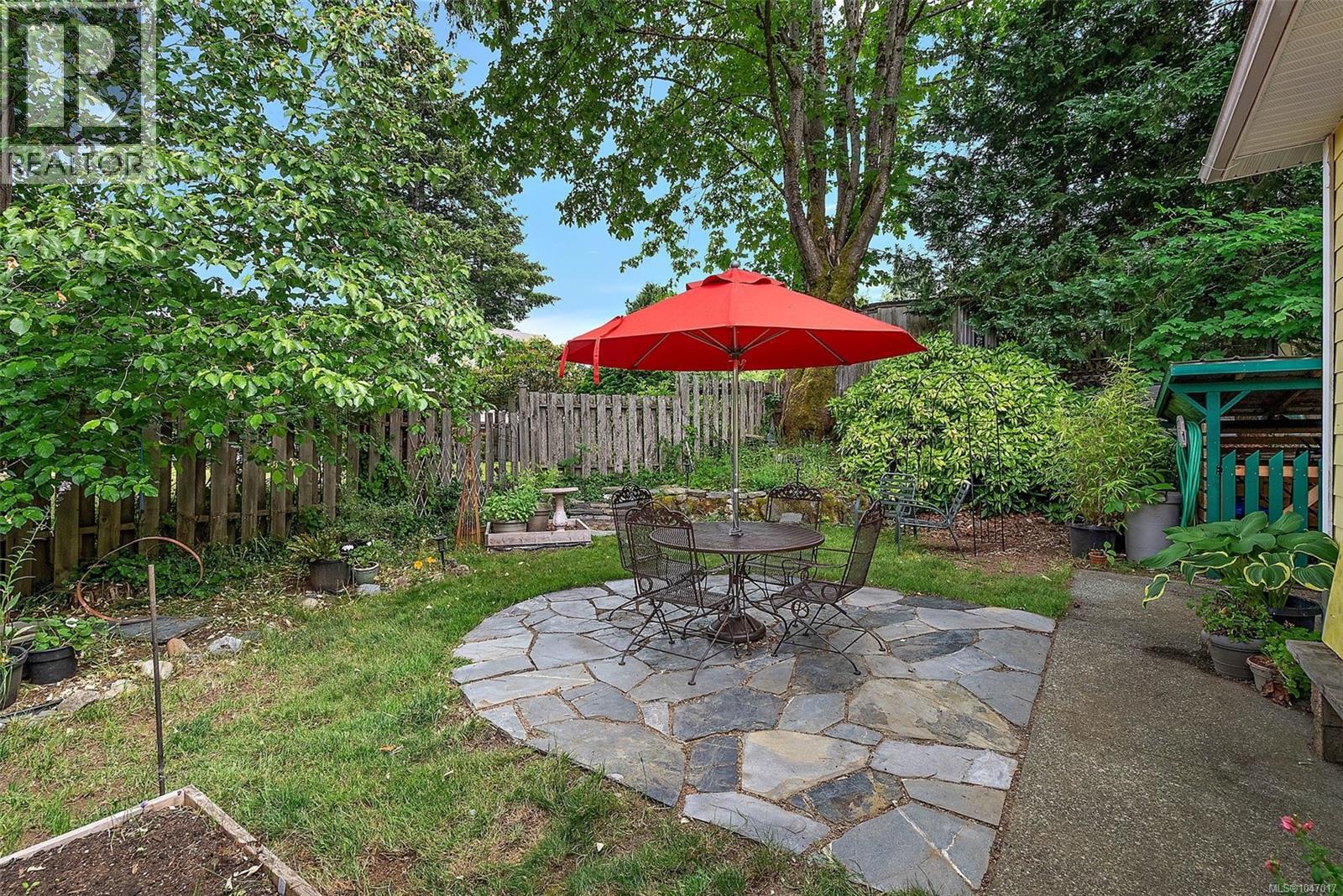15 King George St S, Lake Cowichan, British Columbia  V0R 2G0 - Photo 5 - 1047017
