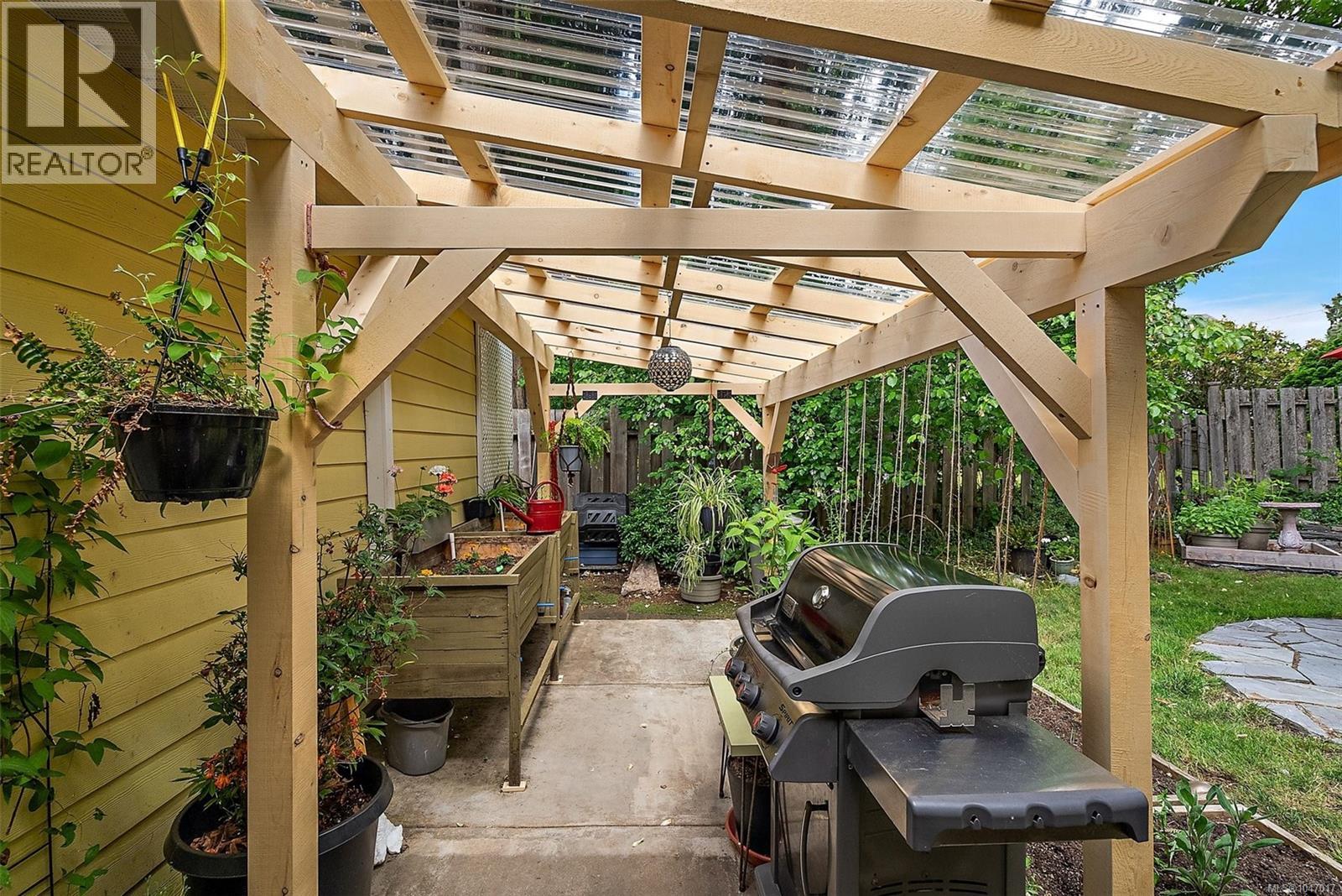 15 King George St S, Lake Cowichan, British Columbia  V0R 2G0 - Photo 6 - 1047017