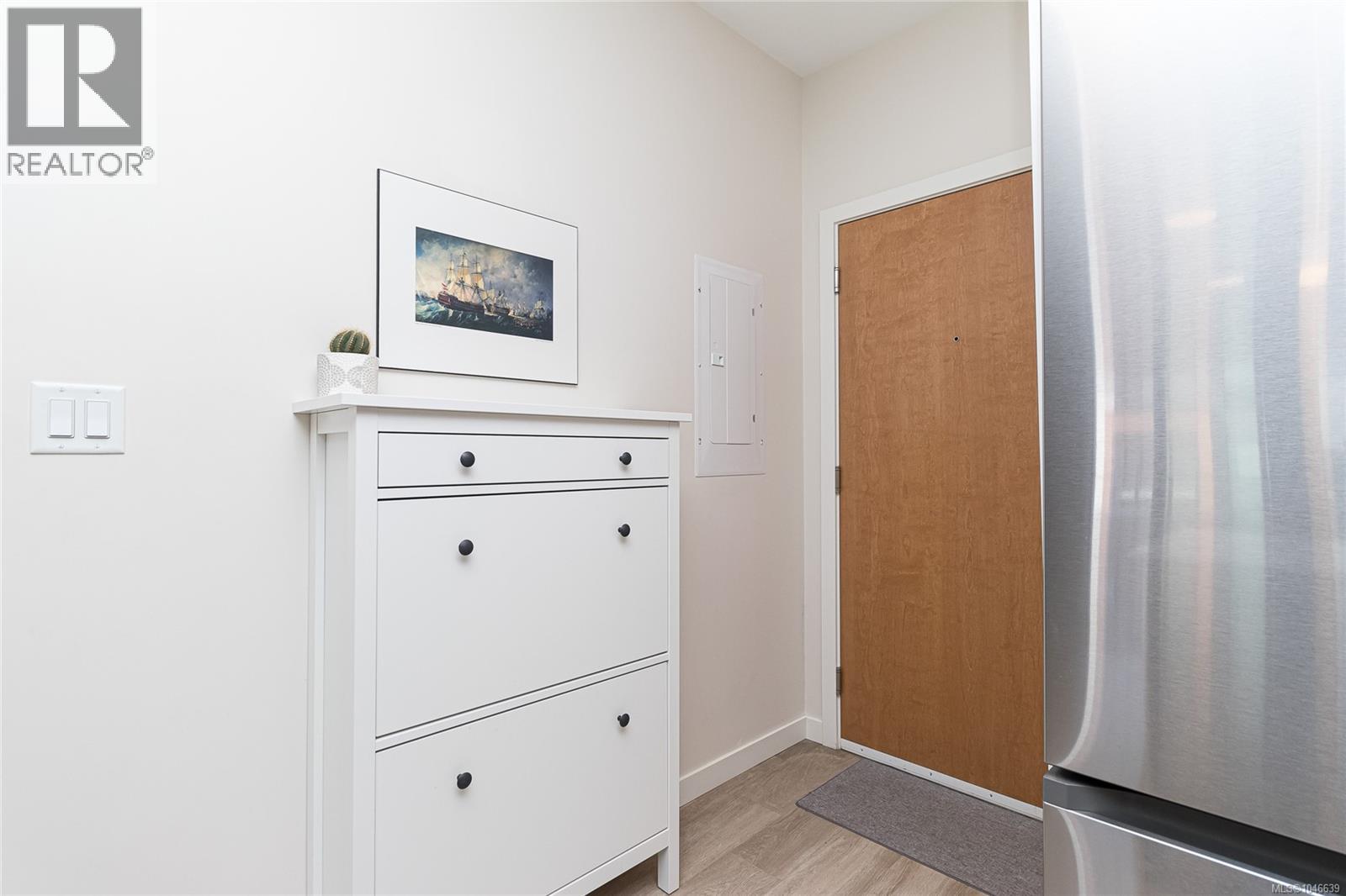 503 815 Orono Ave, Langford, British Columbia  V9B 2T9 - Photo 3 - 1046639