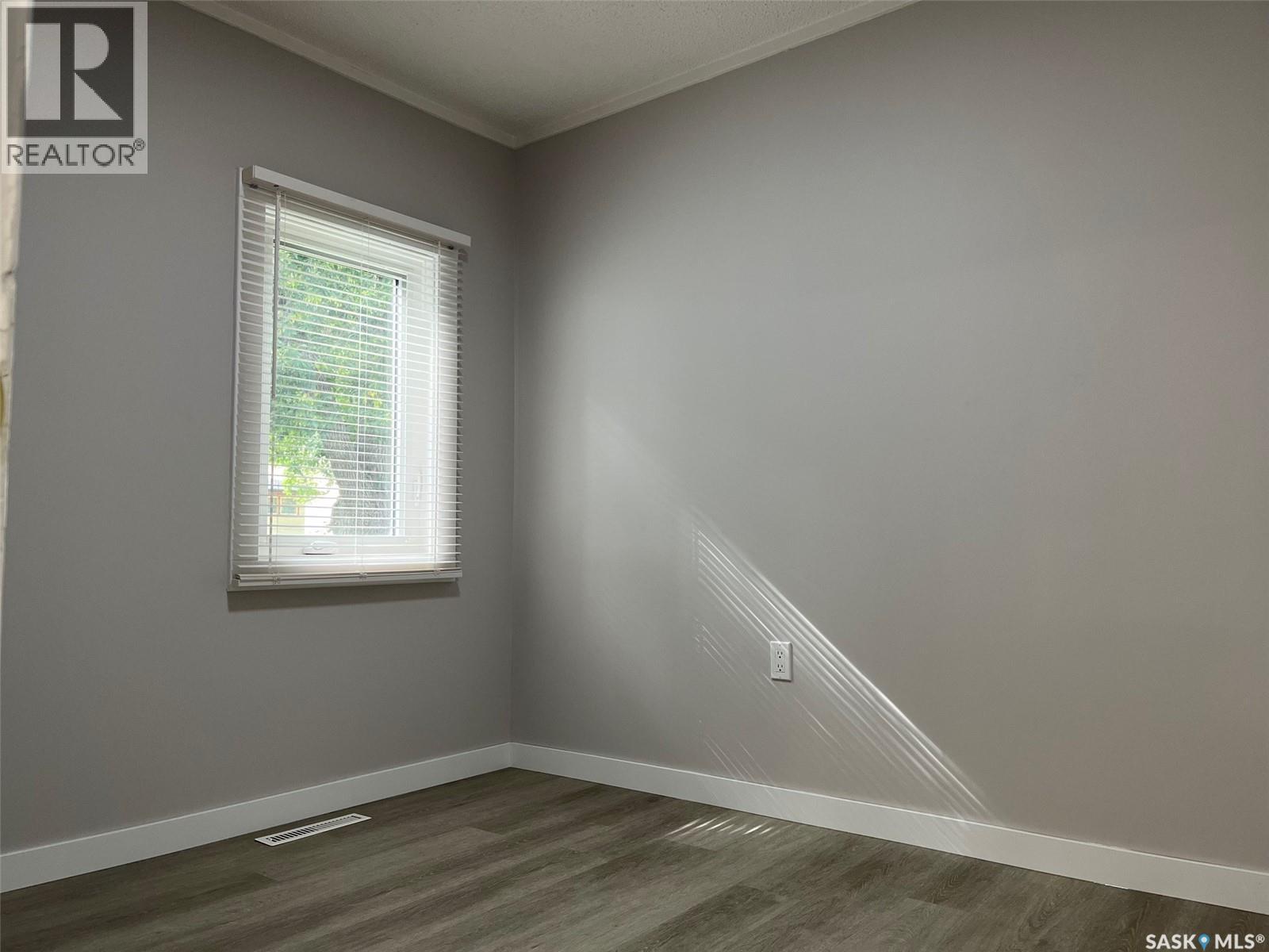 1255 Atkinson Street, Regina, Saskatchewan  S4N 3V7 - Photo 15 - SK045885