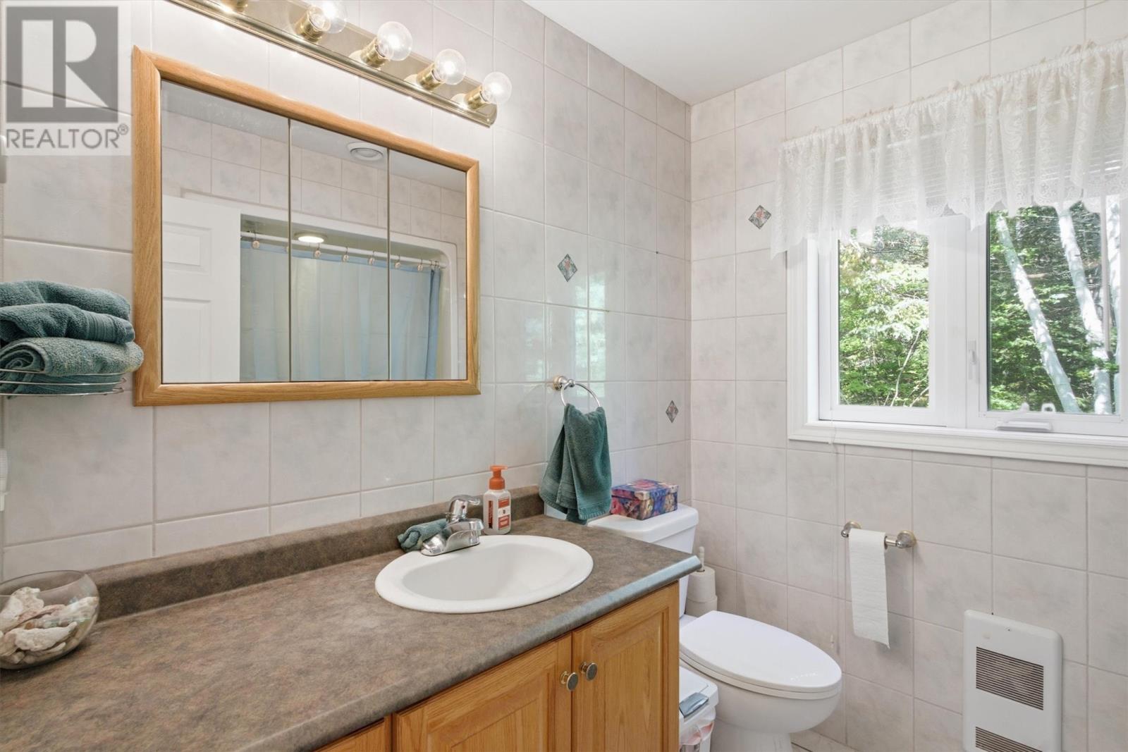 16 Peter's Cove Road, Bunyan's Cove — photo 37